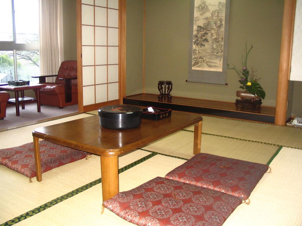 Rinkokan Hotel Inuyama Exterior photo